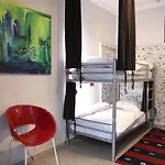 Vandrerhjem Hoja Tirana