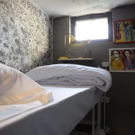 Hostel Hoja Tiran